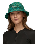 Patagonia Wavefarer Bucket Hat Water People Banner / Cliffs and Waves Conifer Green - Booley Galway