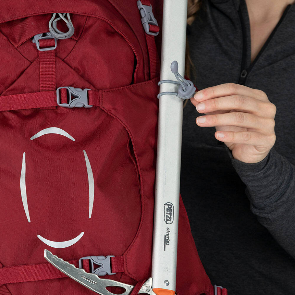 Women's Ariel 55L - Claret Red