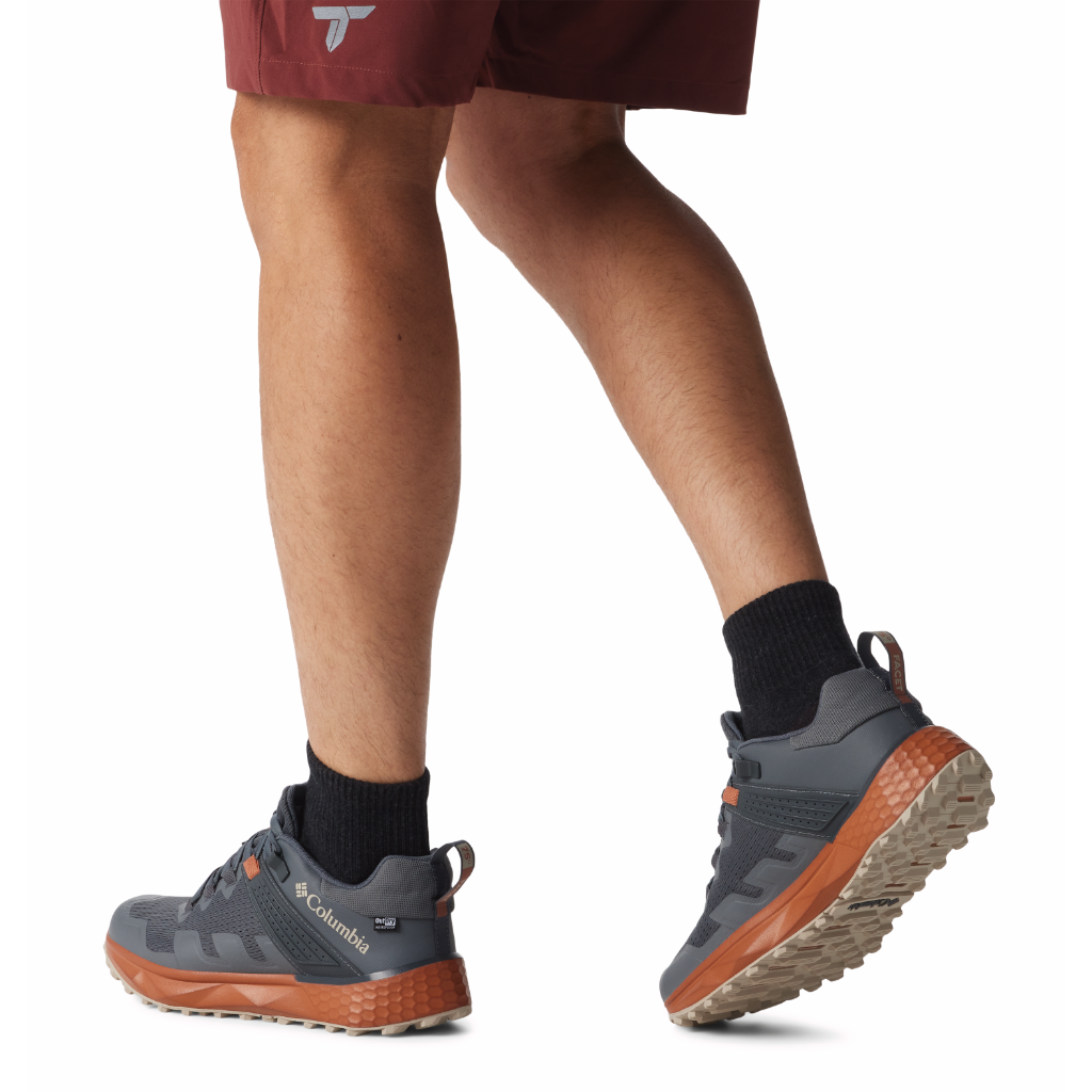 Columbia Men&#39;s Facet 75 Low OutDry Graphite / Owl - Booley Galway