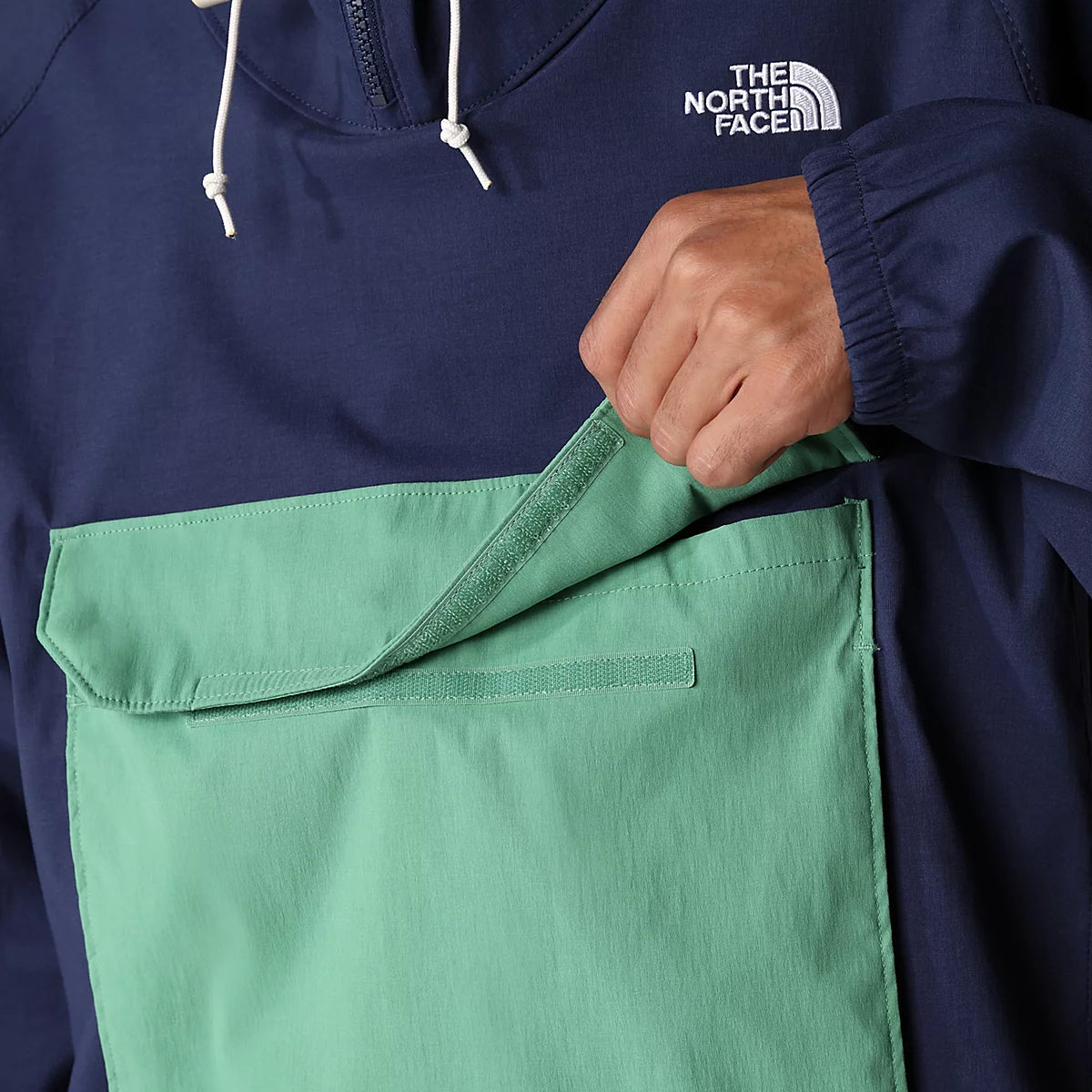 The North Face Men&#39;s Class V Pullover - Booley Galway