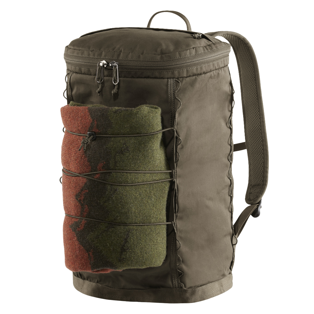 Fjallraven Singi 20L Dark Olive - Booley Galway