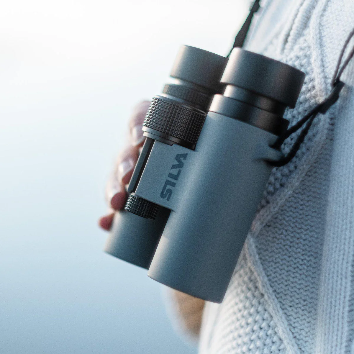 Expert 8x32 Binoculars