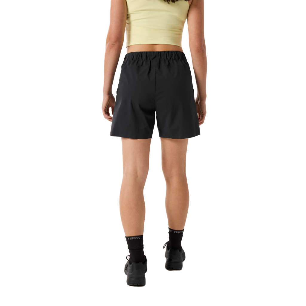 Arc'Teryx Women's Aestas Shorts 5.5 in Black - Booley Galway
