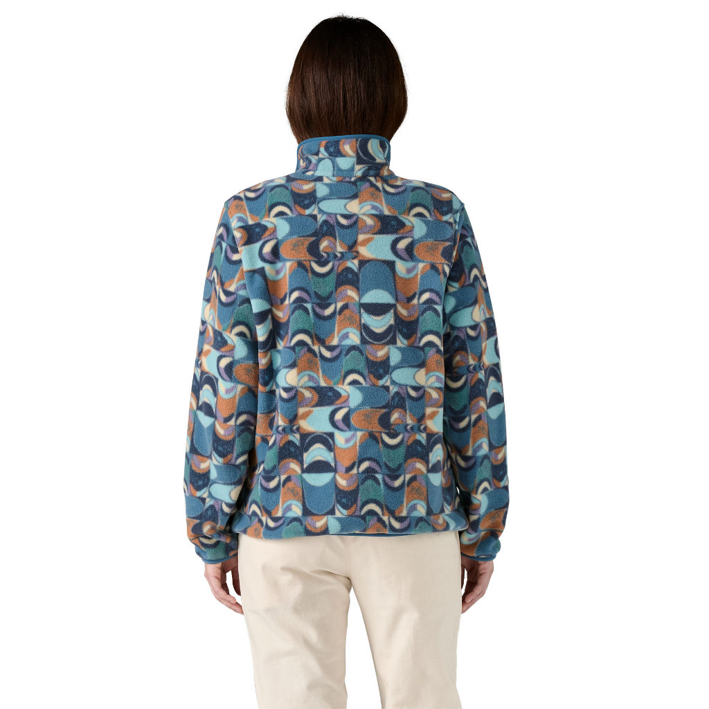 Patagonia Women&#39;s Lightweight Synchilla Snap-T Pullover Swallowtail Geo / Still Blue - Booley Galway