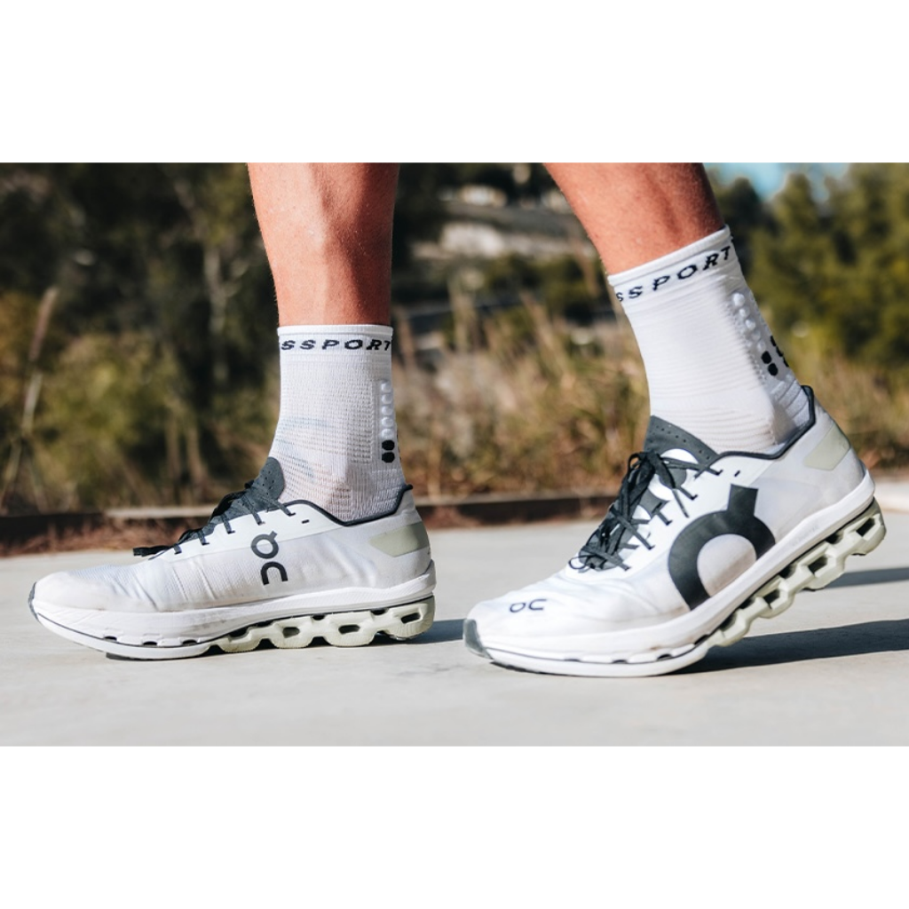 COMPRESSPORT Unisex Pro Marathon Socks V2.0 White / Black - Booley Galway