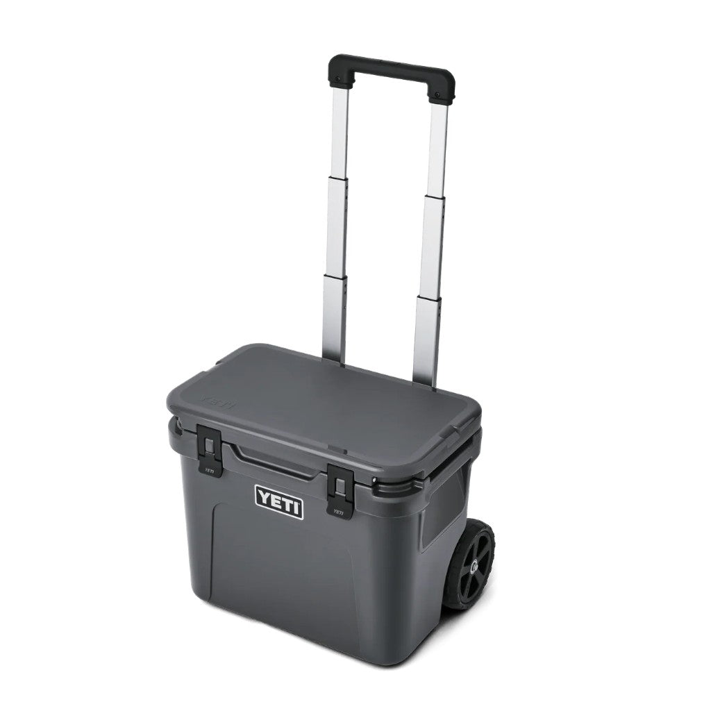 Roadie 32L Wheeled Cool Box - Charcoal