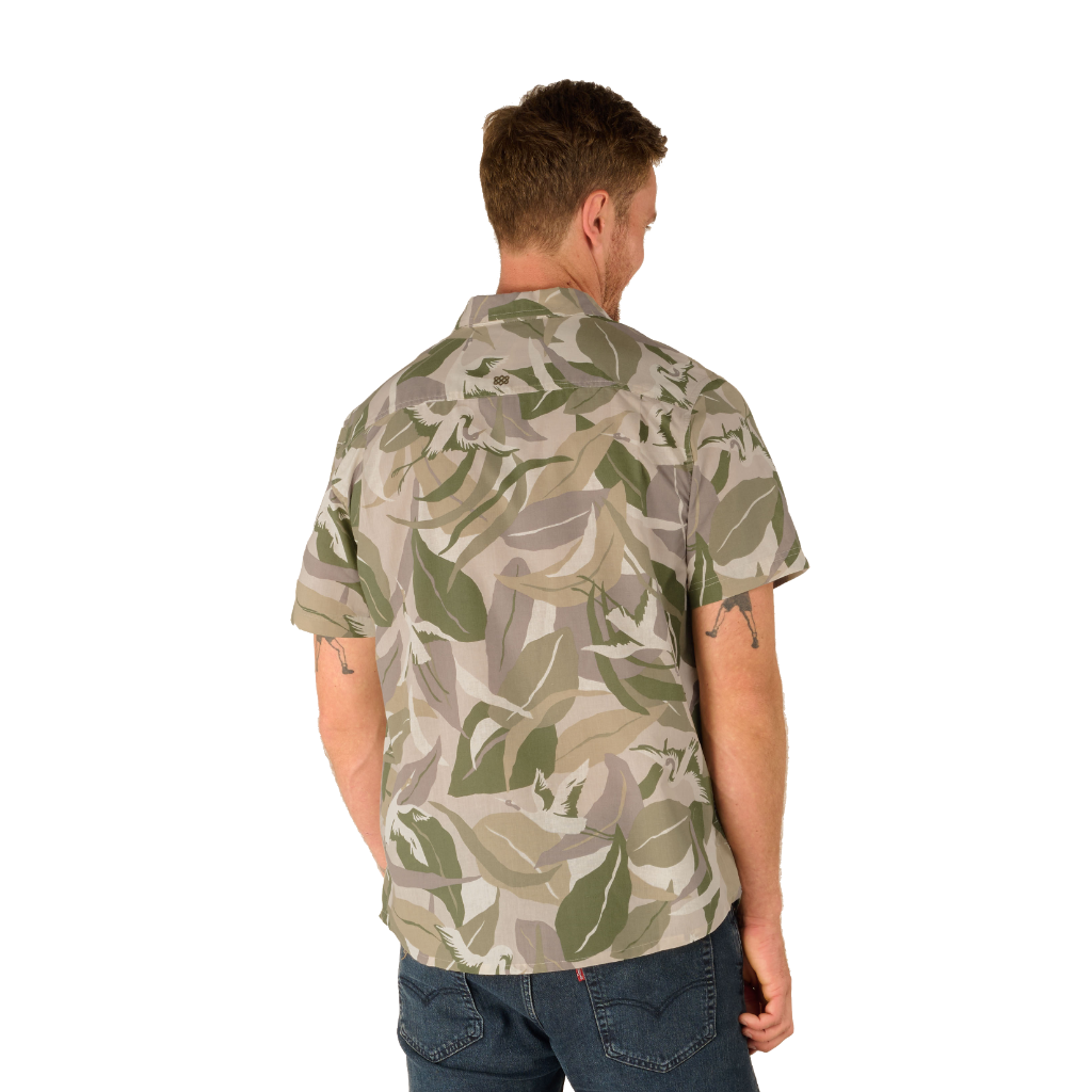 Sherpa Adventure Gear Men&#39;s Jangbu Short Sleeve Shirt Sage Sarus Crane - Booley Galway